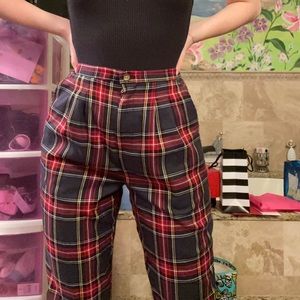 PLAID WOMEN’S TROUSERS